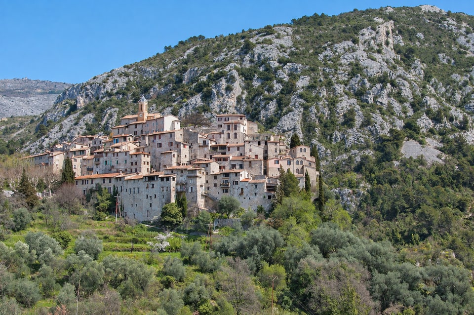 Vue du village perché de Peillon