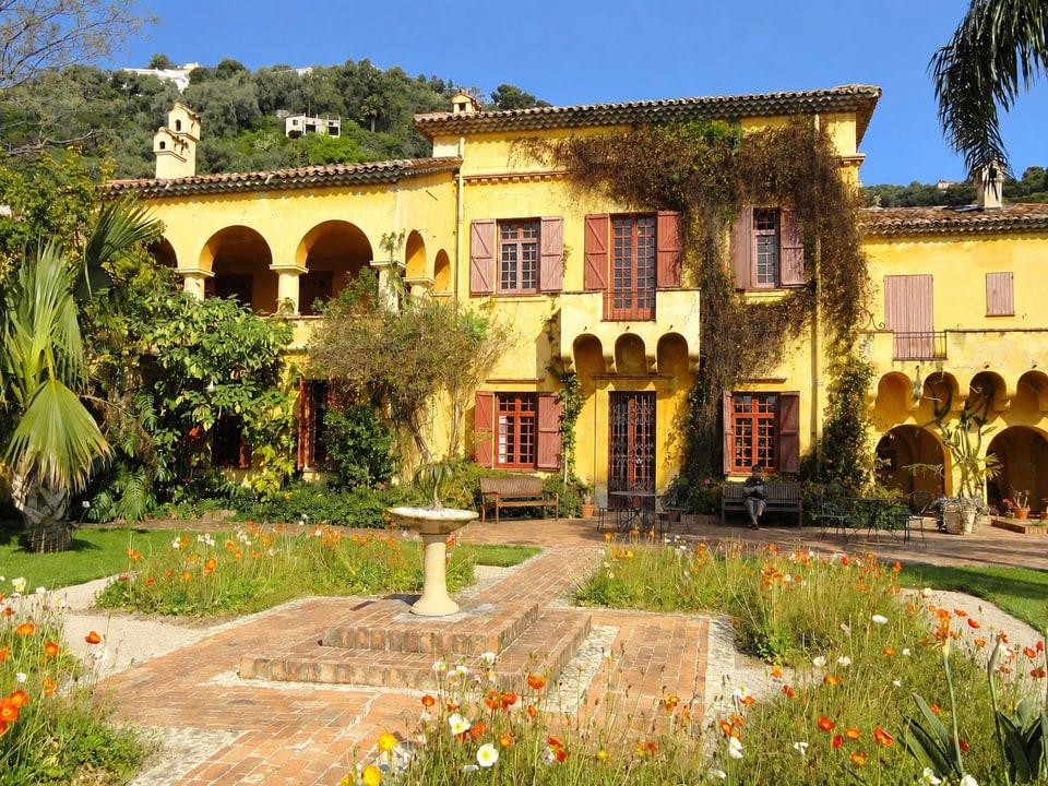 Vue du jardin botanique Val Rahmeh à Menton